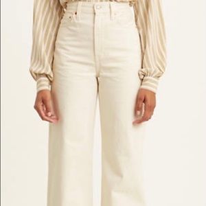 Levi's Wide Ribcage Jeans